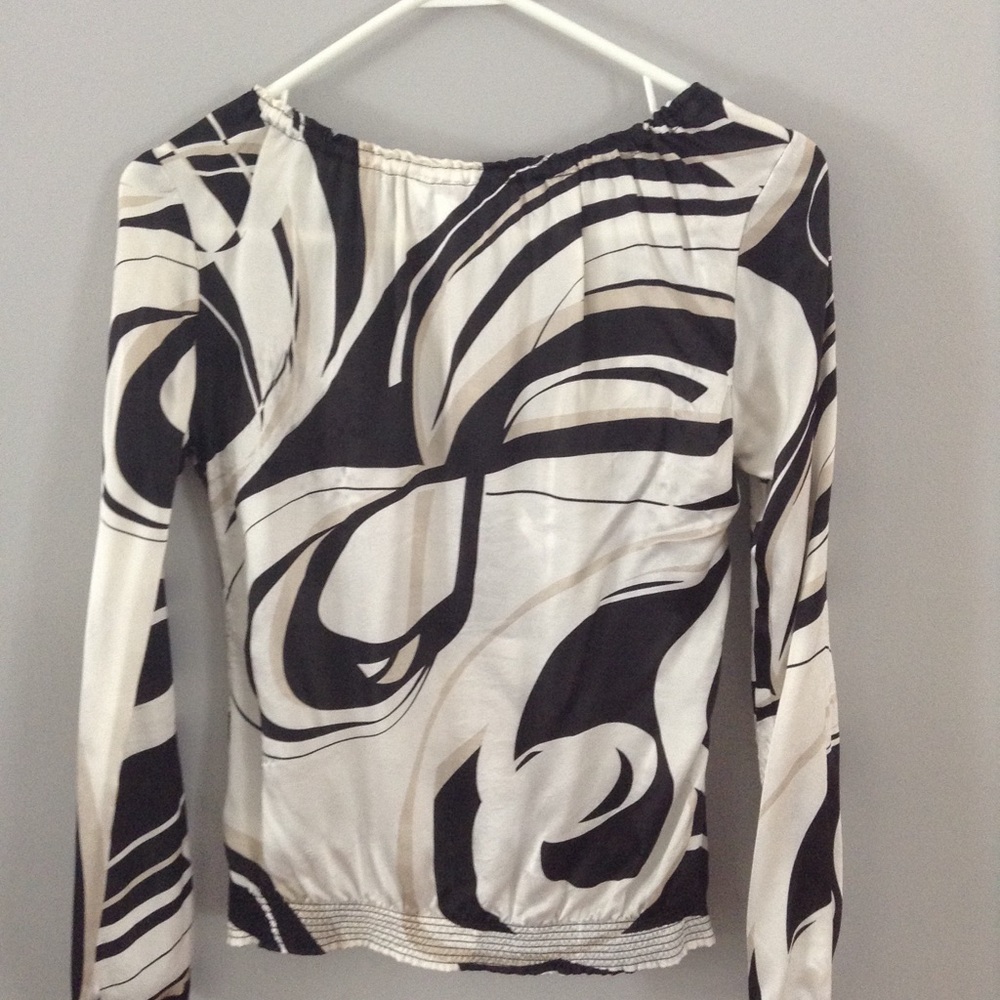 Neutral Patterned Blouse - Picture 2 of 2